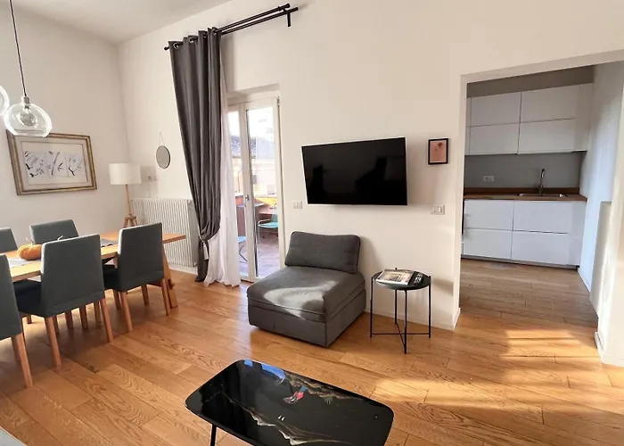 Dieci At Spanish Step - Belsiana Luxury Apartment